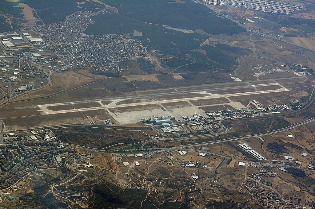 İzmir Adnan Menderes Airport