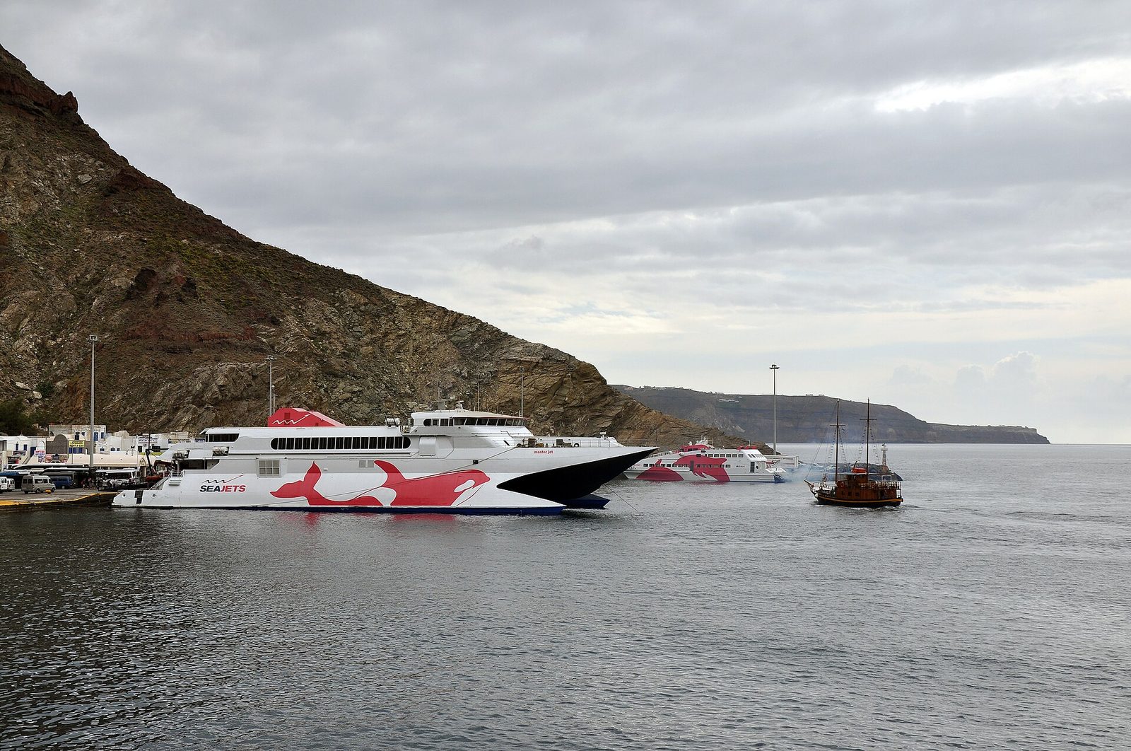 Athinios Ferry Port, Thira