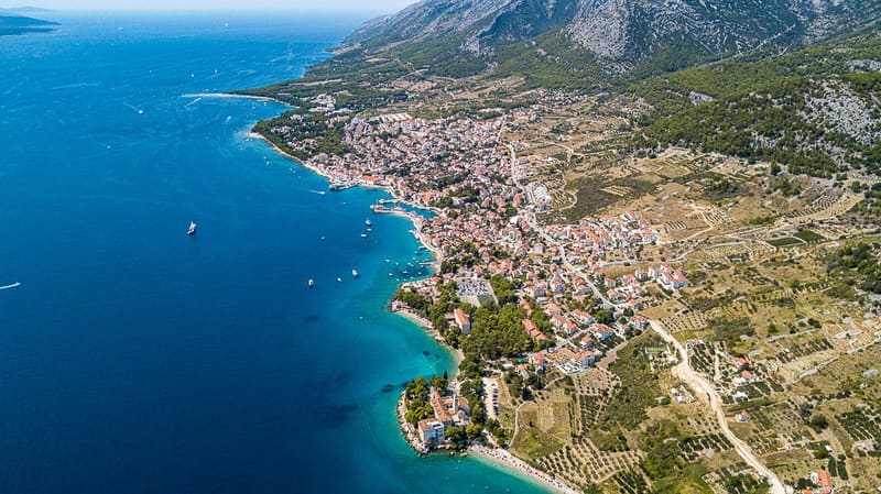 Bol (Braฤ), Split