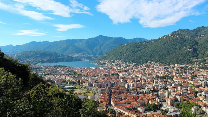 Como (Lake Como), Milan