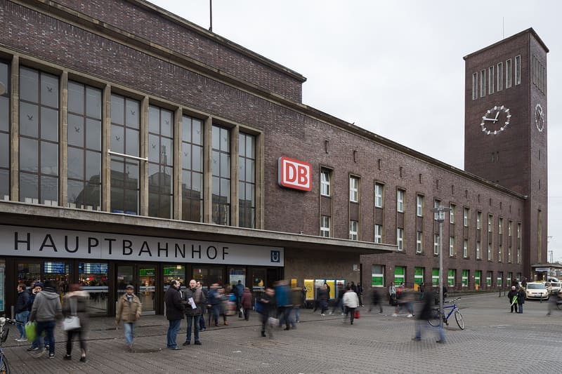 Düsseldorf Hauptbahnhof, Düsseldorf