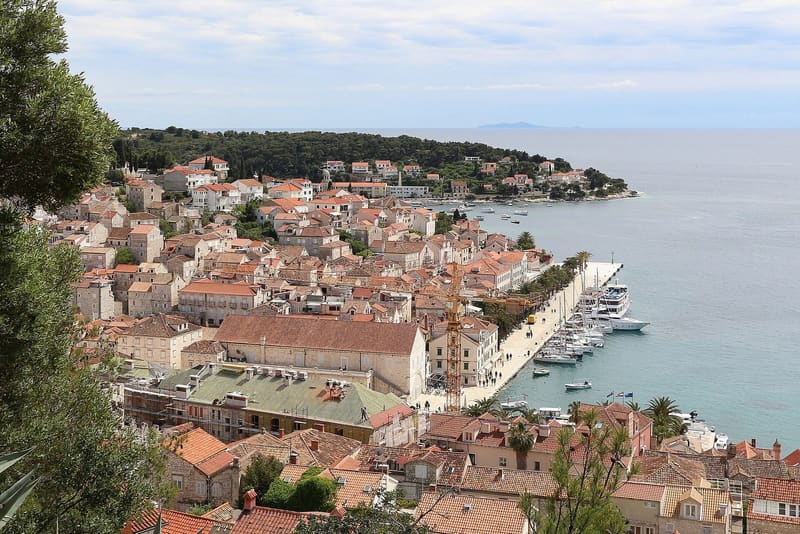 Hvar, Split