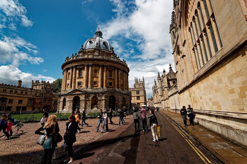 Oxford (Gloucester Green), London