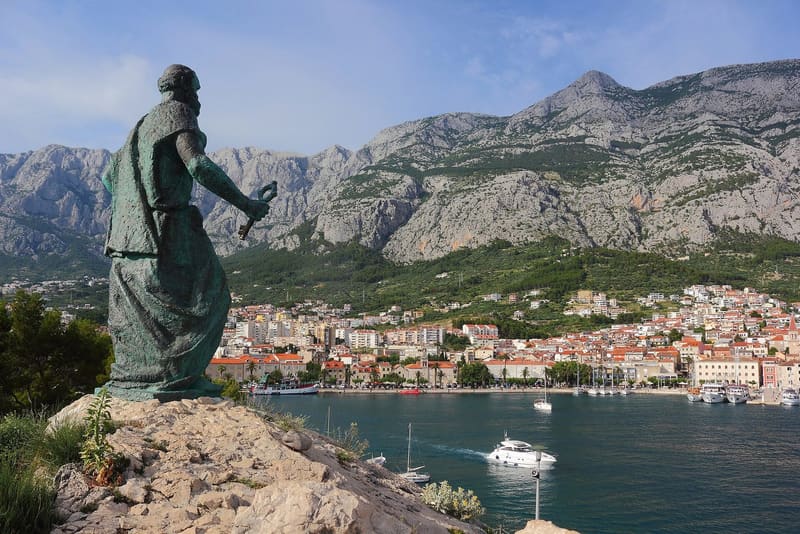 Makarska, Split