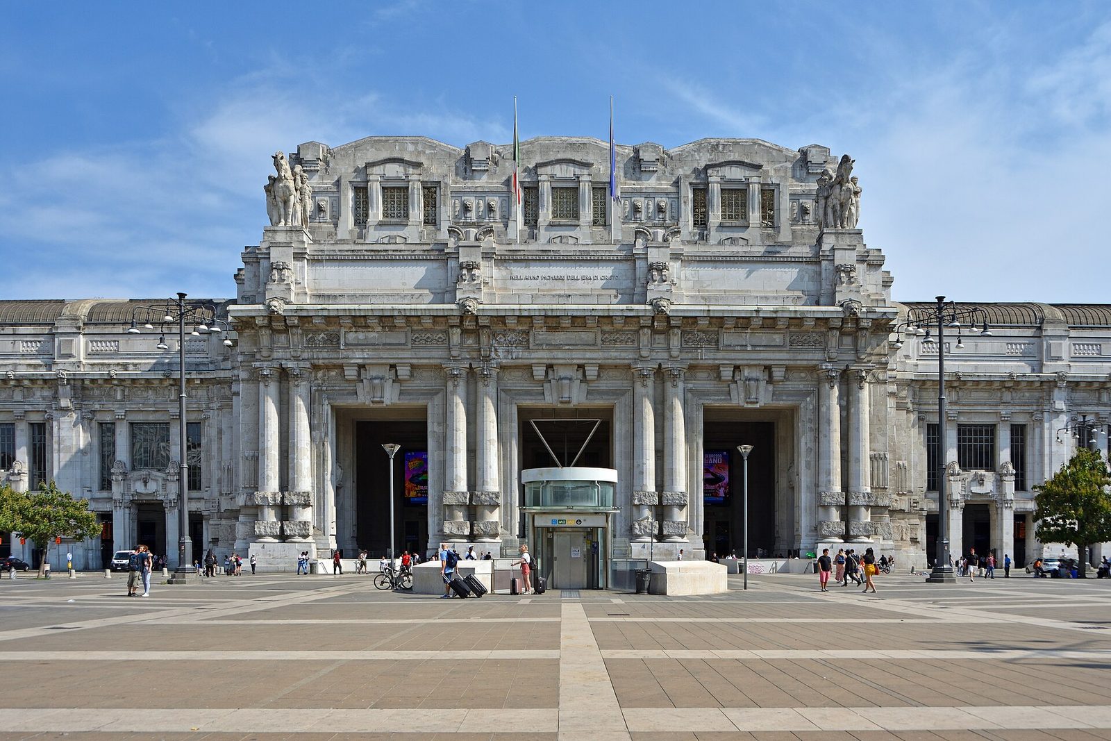 Milano Centrale, Milan