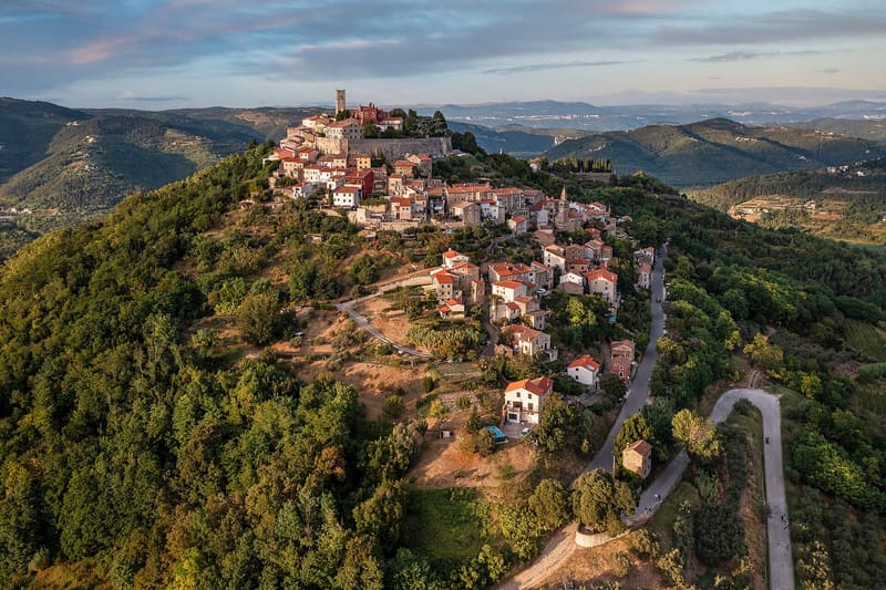 Motovun, Pula