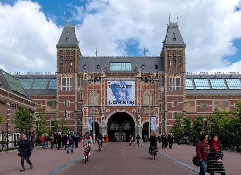 Museumplein, Amsterdam