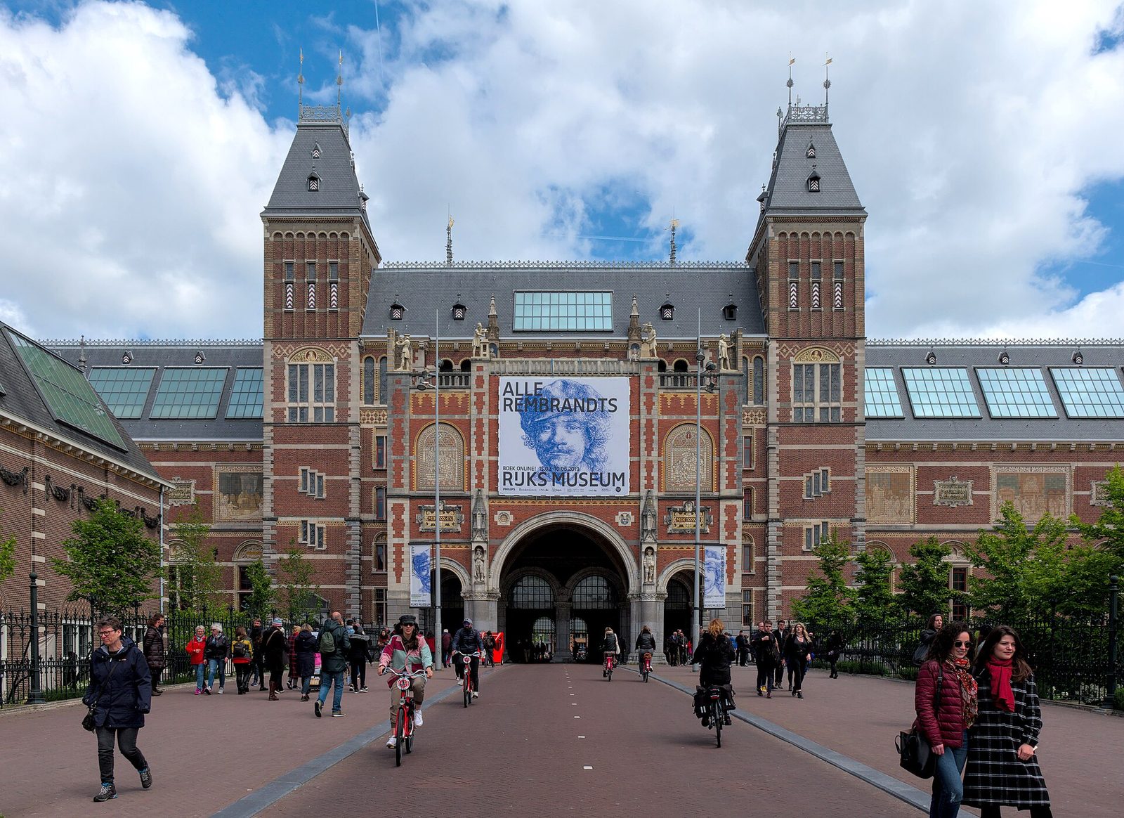 Museumplein, Amsterdam