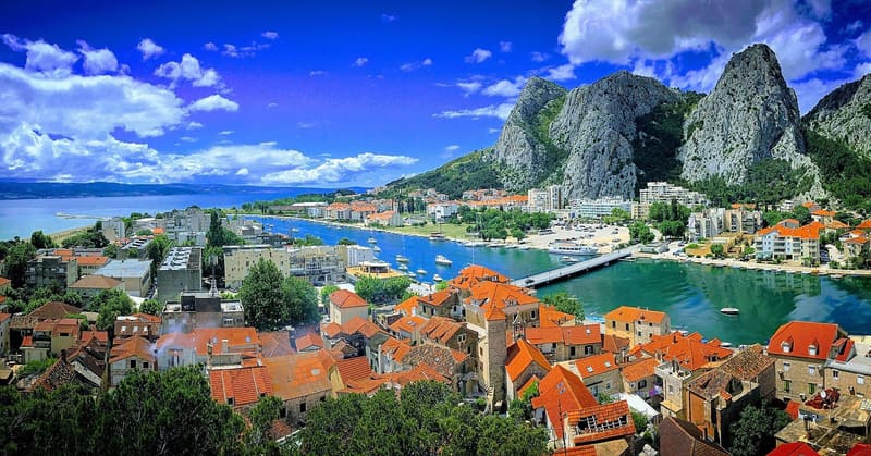 Omiš, Split