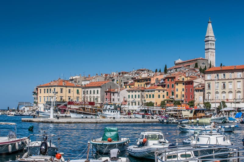 Rovinj, Pula