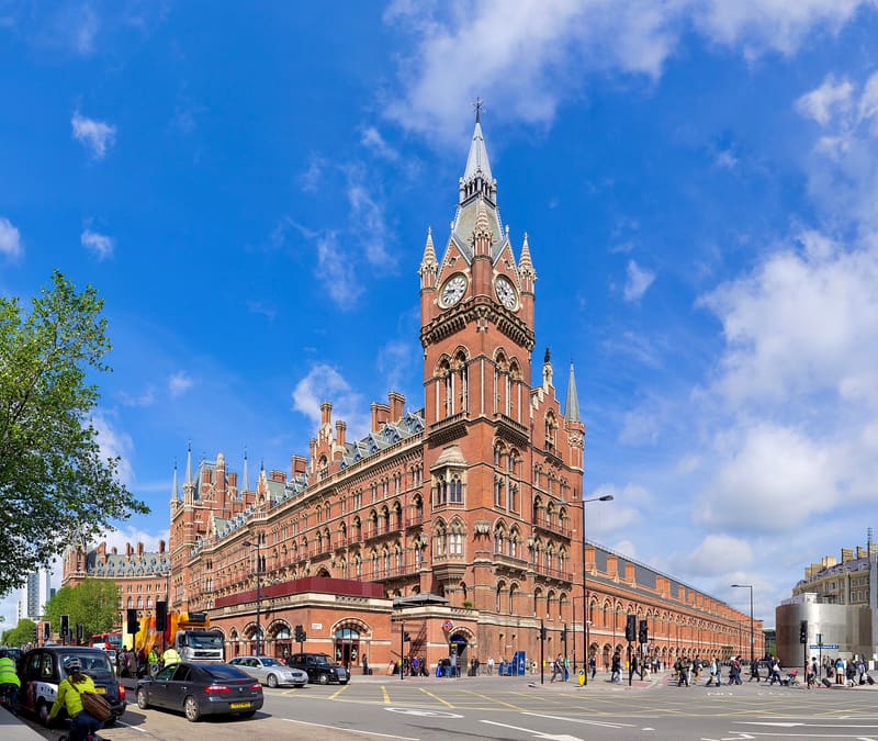 St Pancras & King's Cross, London Gatwick